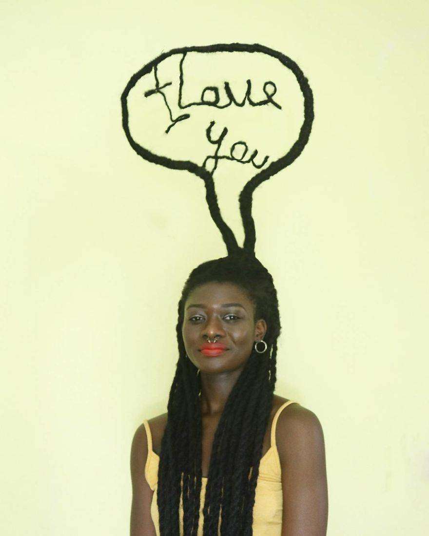 Laetitia Ky è un'artista africana che modella i capelli creando figure Laetitia Ky è un'artista africana che modella i capelli creando figure