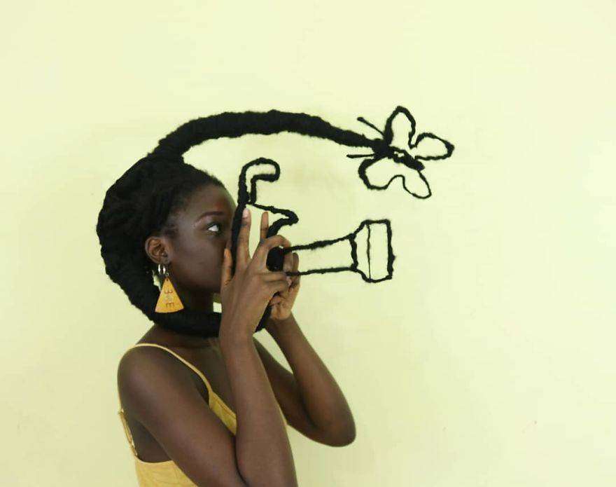 Laetitia Ky è un'artista africana che modella i capelli creando figure Laetitia Ky è un'artista africana che modella i capelli creando figure