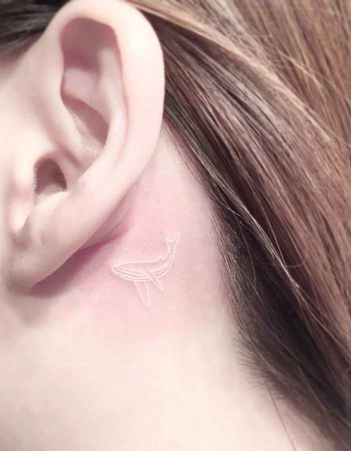Hai mai notato la bellezza dei tatuaggi bianchi? Hai mai notato la bellezza dei tatuaggi bianchi?