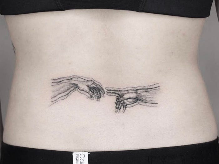 Yatzil Elizalde realizza tatuaggi che sembrano dei trip mentali Yatzil Elizalde realizza tatuaggi che sembrano dei trip mentali