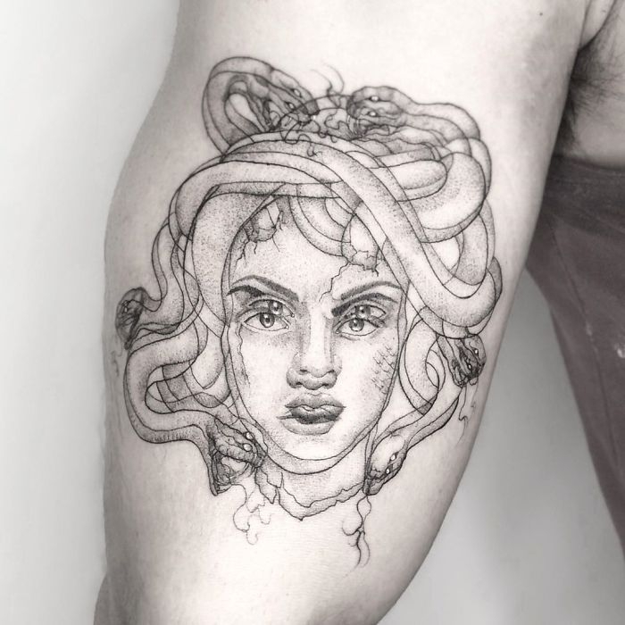 Yatzil Elizalde realizza tatuaggi che sembrano dei trip mentali