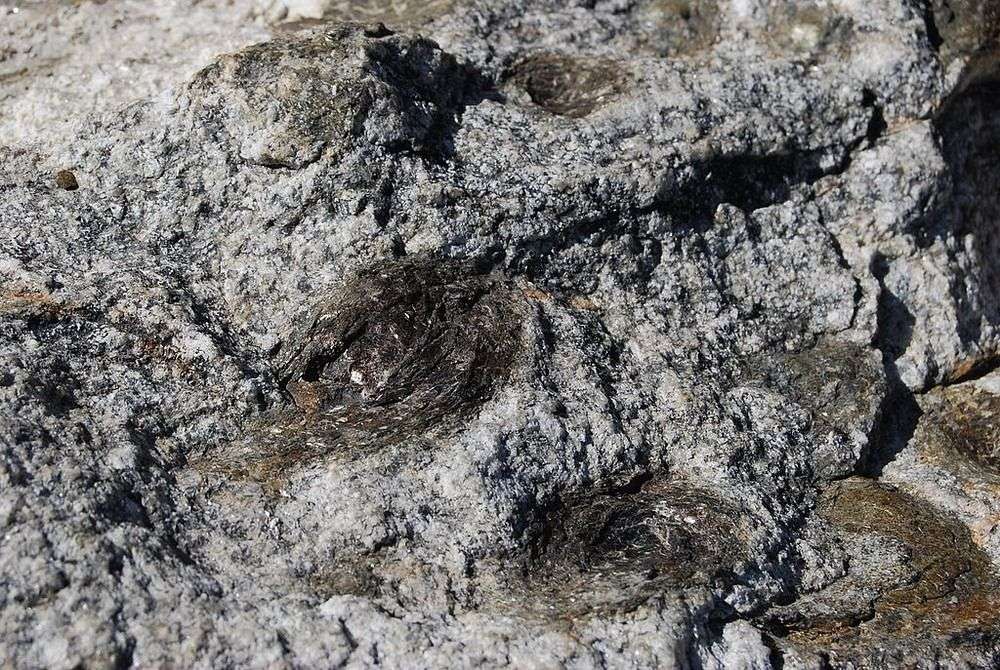 Esiste una roccia che "partorisce" ogni anno. Ecco la Pedras Parideiras